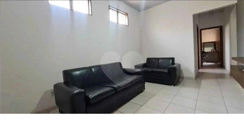 Casa à venda com 4 quartos, 150m² - Foto 10