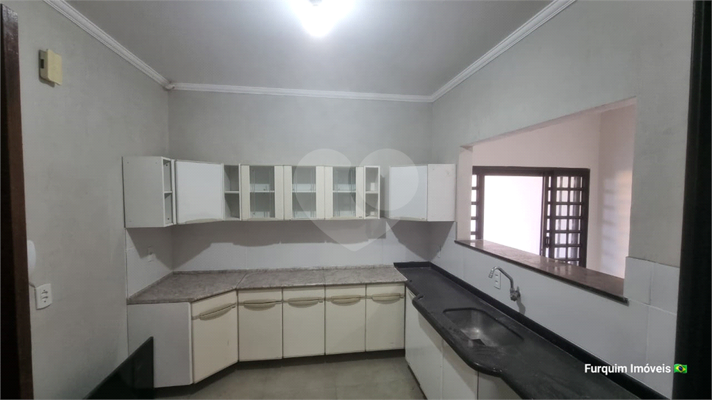 Casa à venda com 3 quartos, 160m² - Foto 25