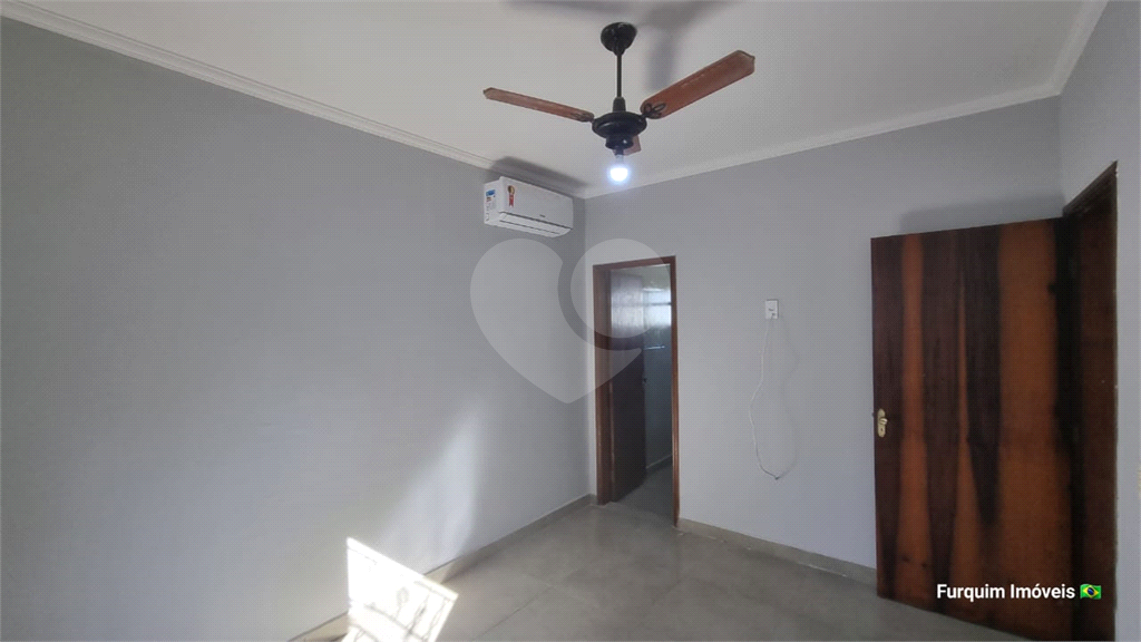 Casa à venda com 3 quartos, 160m² - Foto 11