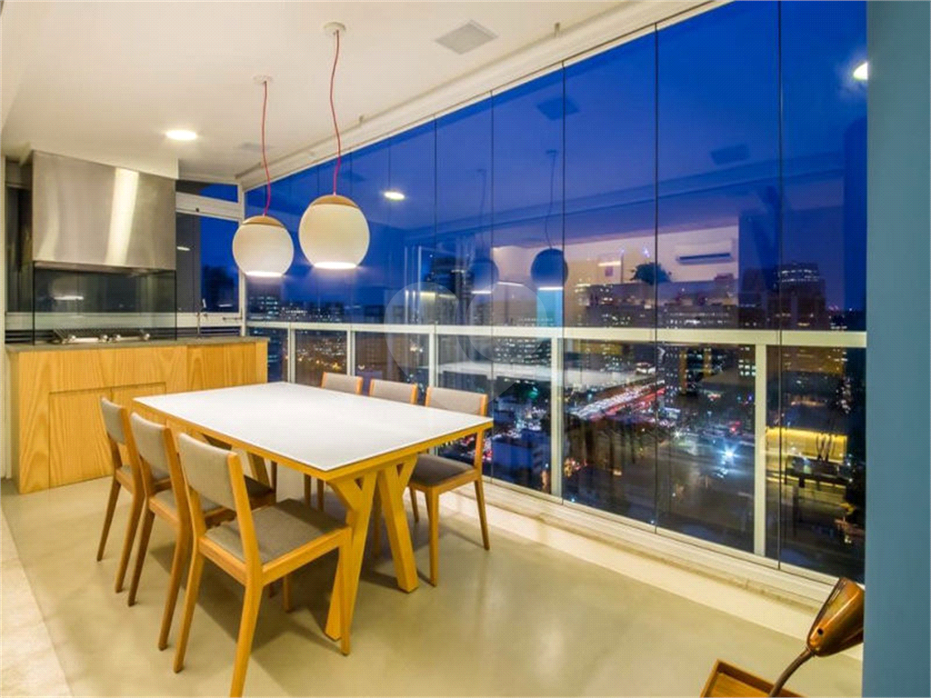 VILA OLIMPIA - LOFT DECORADO 