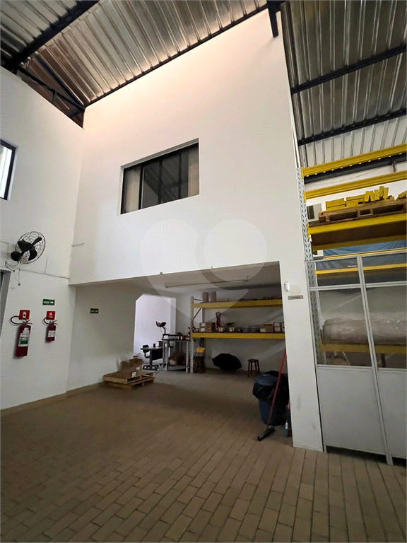GALPÃO em LAUZANE PAULISTA