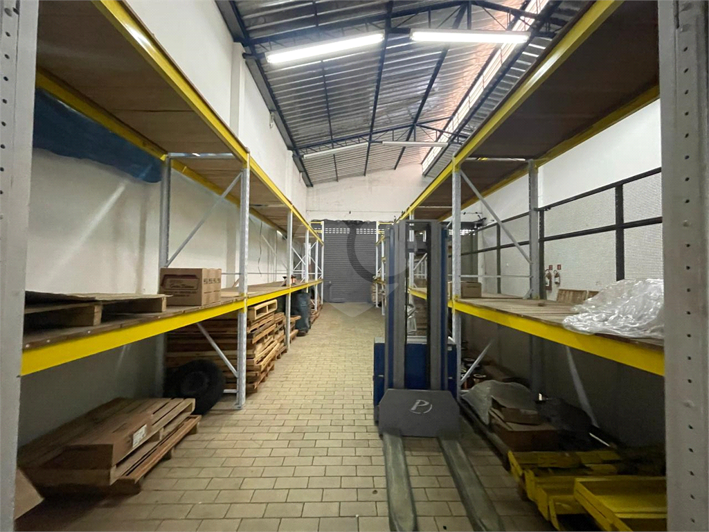 GALPÃO em LAUZANE PAULISTA