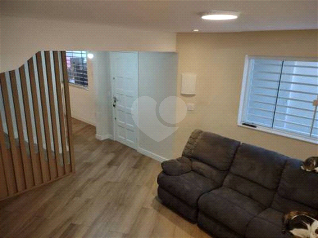 Sobrado à venda com 4 quartos, 200m² - Foto 4