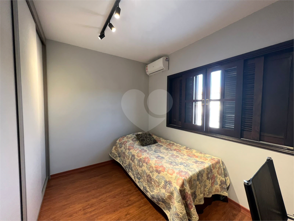 Sobrado à venda com 3 quartos, 230m² - Foto 5