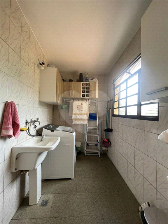 Casa à venda com 3 quartos, 244m² - Foto 33