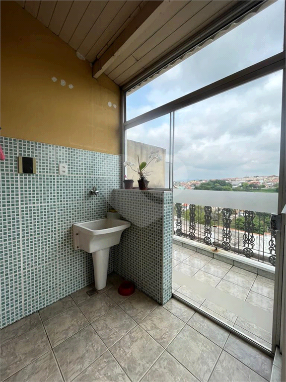 Casa à venda com 3 quartos, 244m² - Foto 27