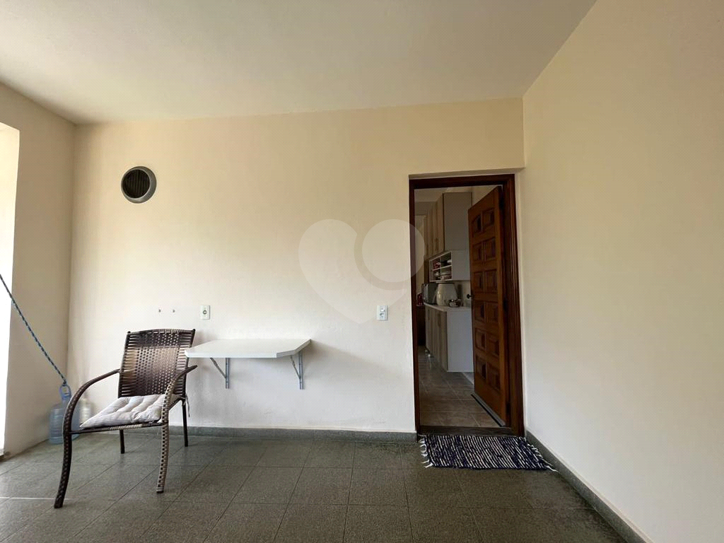Casa à venda com 3 quartos, 244m² - Foto 36