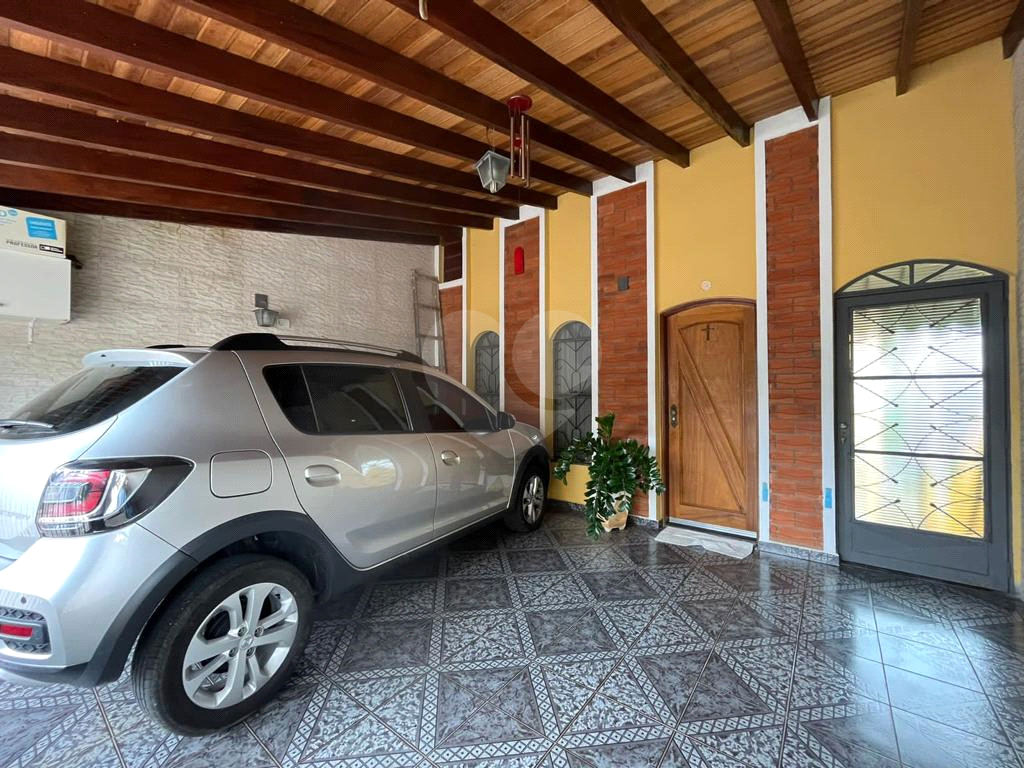 Casa à venda com 3 quartos, 244m² - Foto 6