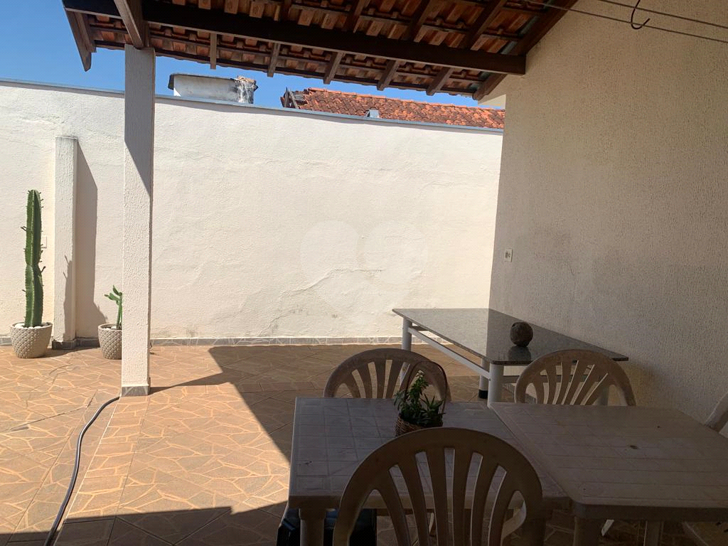 Casa à venda com 4 quartos, 170m² - Foto 16