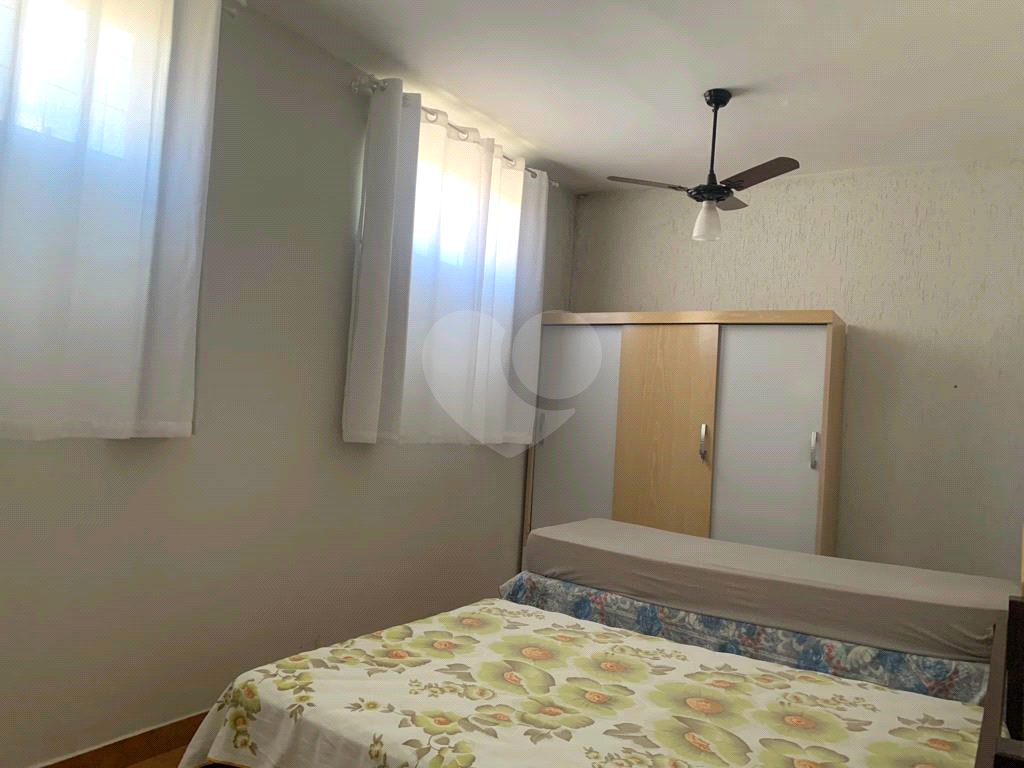 Casa à venda com 4 quartos, 170m² - Foto 17