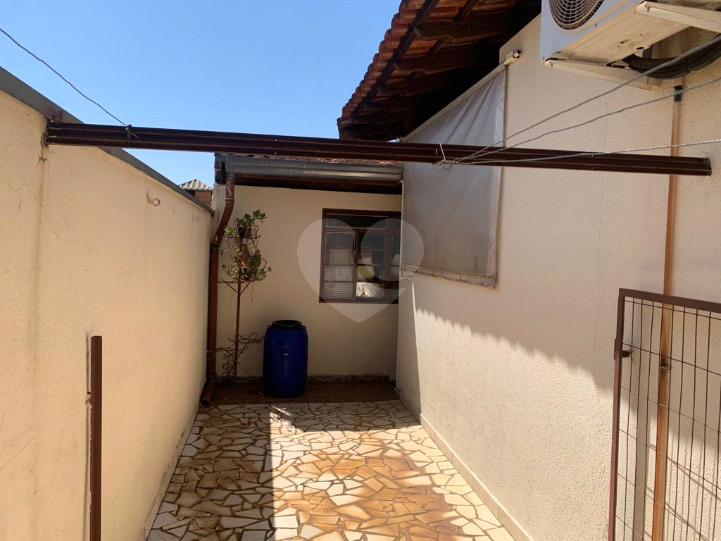 Casa à venda com 4 quartos, 170m² - Foto 25