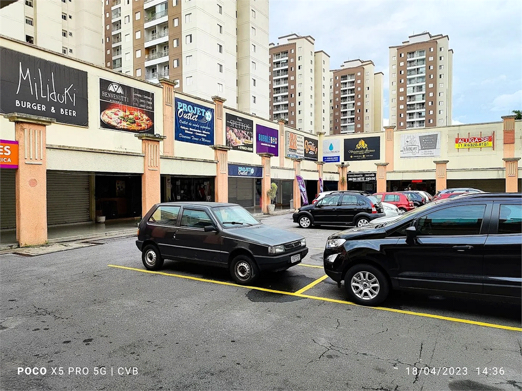 Venda de Imóvel Comercial com Renda no Brás