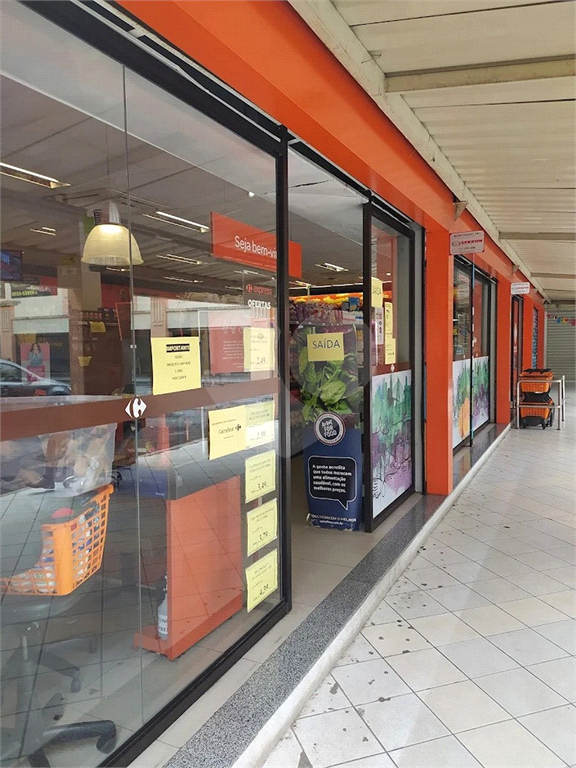 Venda de Imóvel Comercial com Renda no Brás