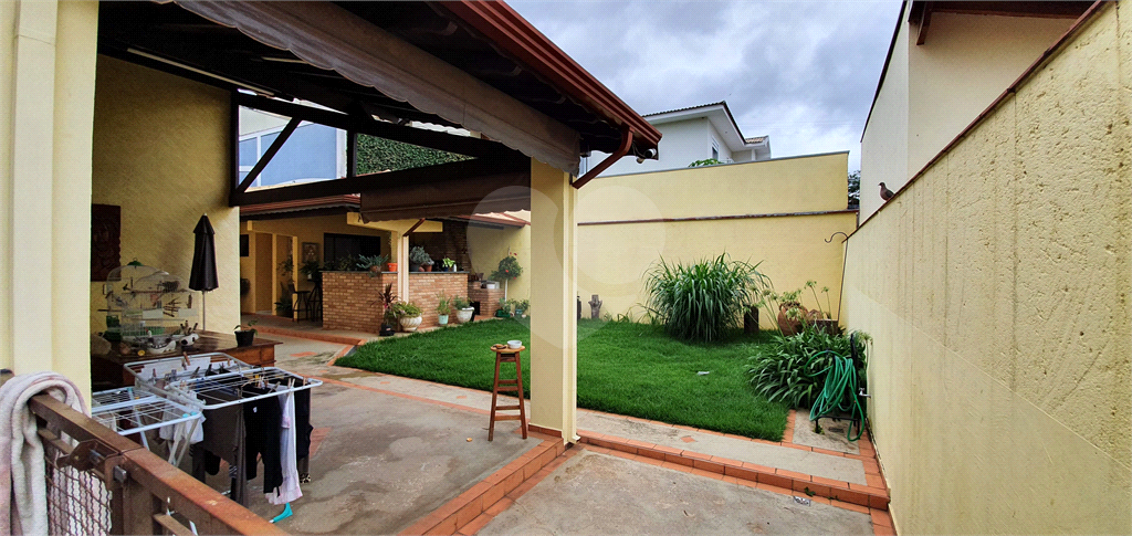 Casa à venda com 3 quartos, 380m² - Foto 8