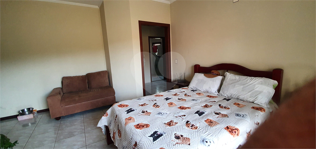 Casa à venda com 3 quartos, 380m² - Foto 13