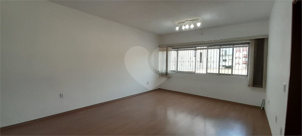 Apartamento à venda com 2 quartos, 101m² - Foto 2