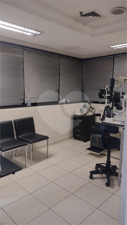 Sala comercial a venda com 117 m² e 4 vagas em Santana, São Paulo