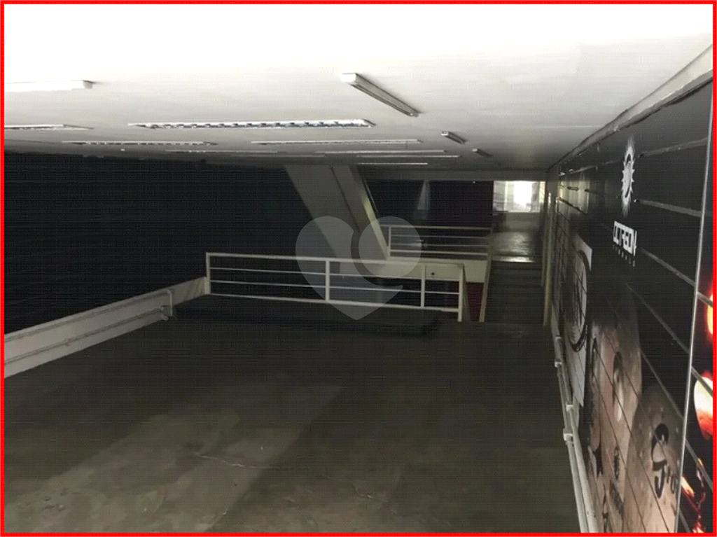 PRÉDIO INTEIRO em PINHEIROS