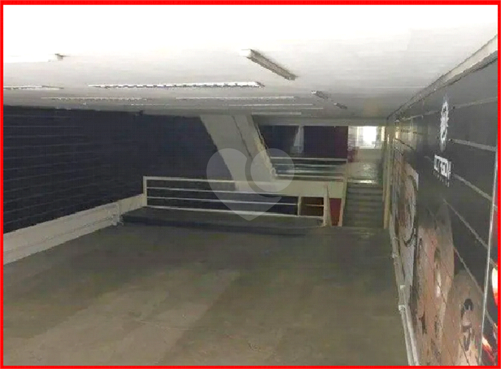 PRÉDIO INTEIRO em PINHEIROS