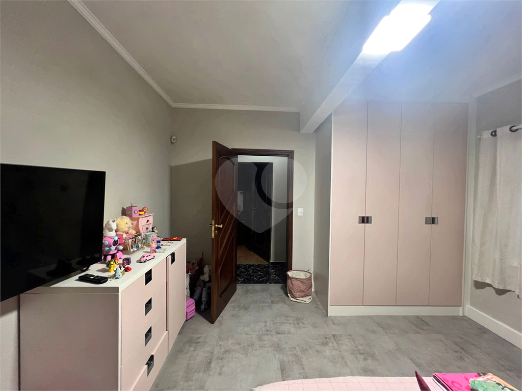 Casa em condomínio fechado, com lazer completo