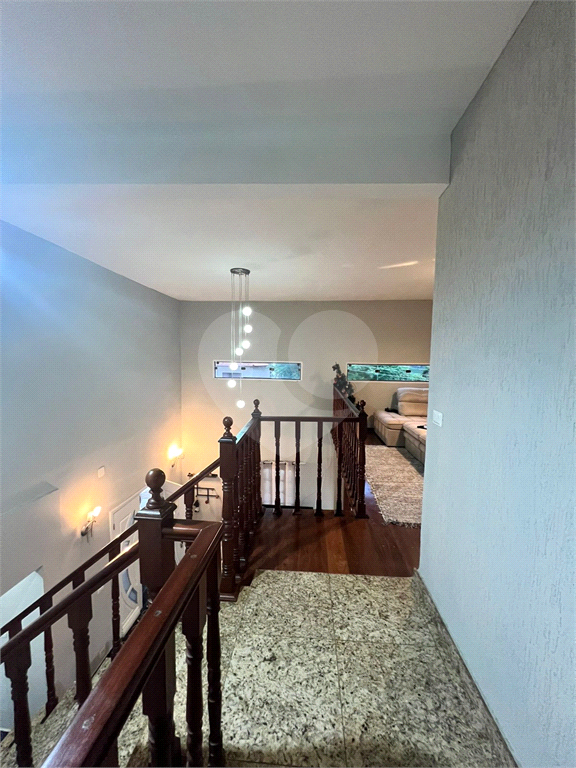 Casa em condomínio fechado, com lazer completo