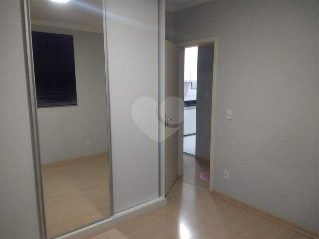 Apartamento à venda com 2 quartos, 52m² - Foto 14