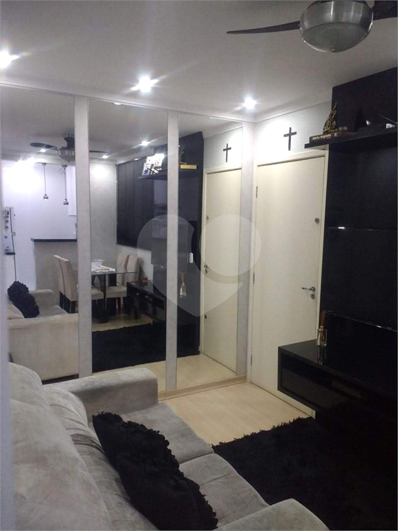 Apartamento à venda com 2 quartos, 52m² - Foto 13