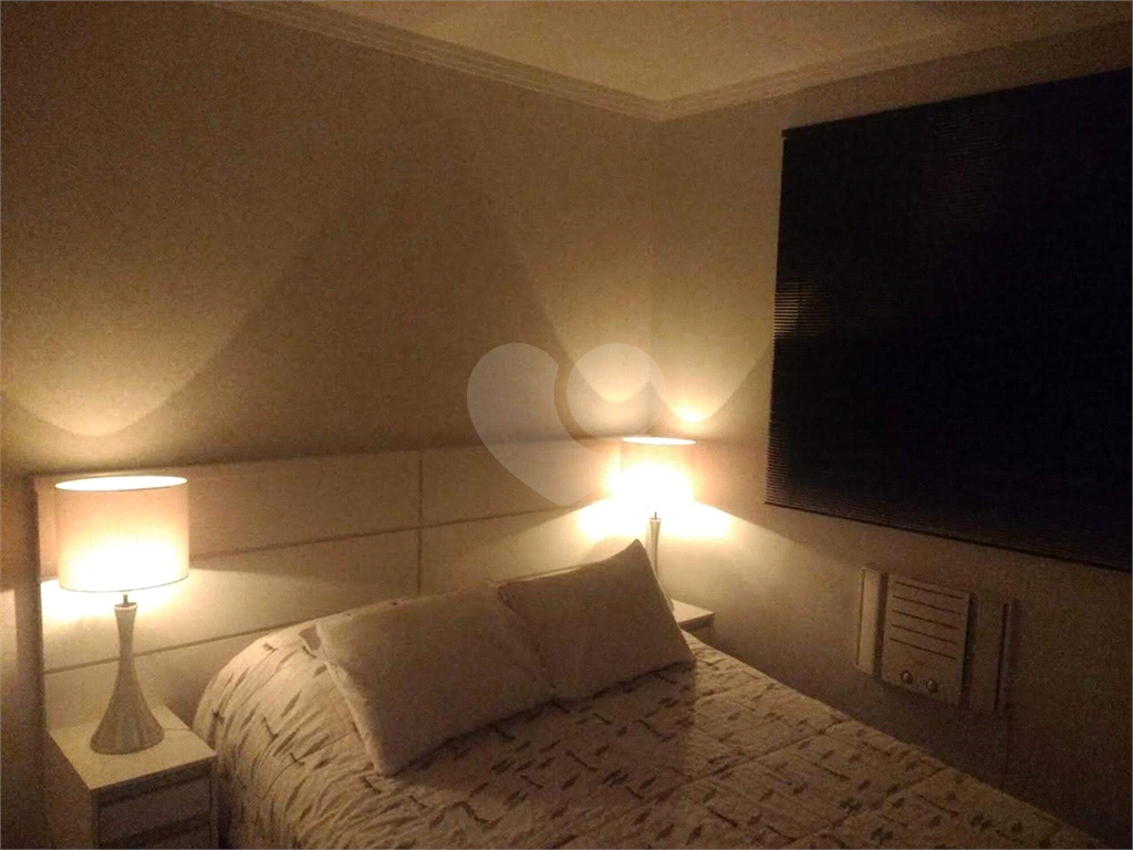 Apartamento à venda com 2 quartos, 52m² - Foto 7