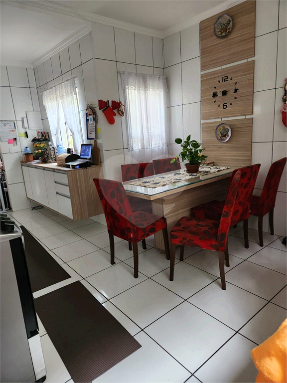 Casa à venda com 2 quartos, 142m² - Foto 1