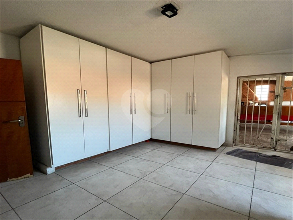 Sobrado à venda com 3 quartos, 200m² - Foto 29