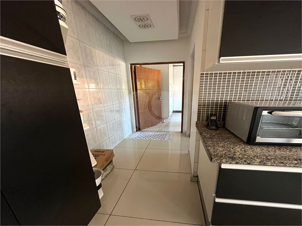 Sobrado à venda com 3 quartos, 200m² - Foto 6