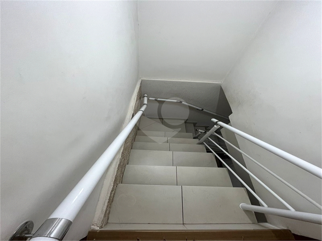 Sobrado à venda com 3 quartos, 200m² - Foto 9