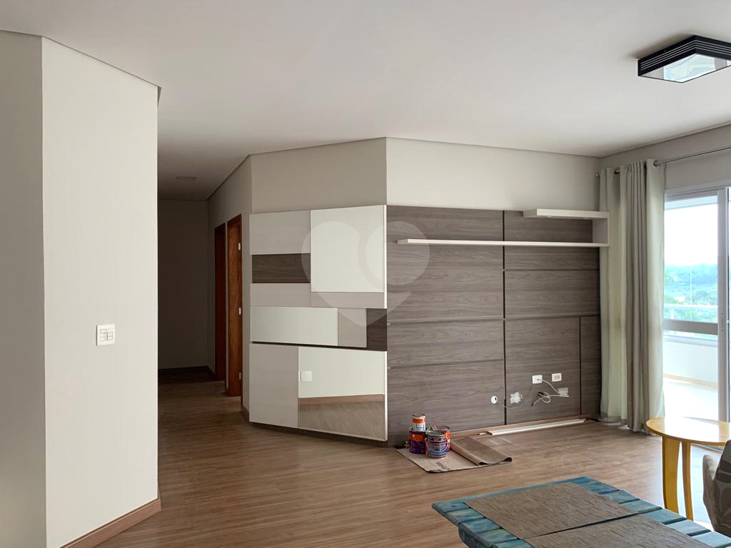 Apartamento para alugar com 4 quartos, 171m² - Foto 4