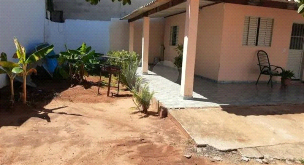 Casa à venda com 2 quartos, 100m² - Foto 10