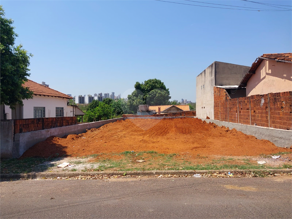 Terreno à venda, 137m² - Foto 1