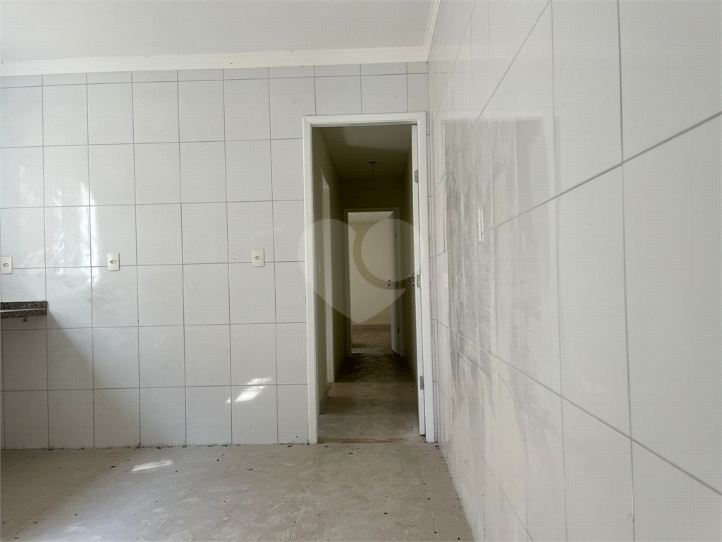 Sobrado Novo 2 Dormitórios 1 Suíte 3 Vagas de Garagem