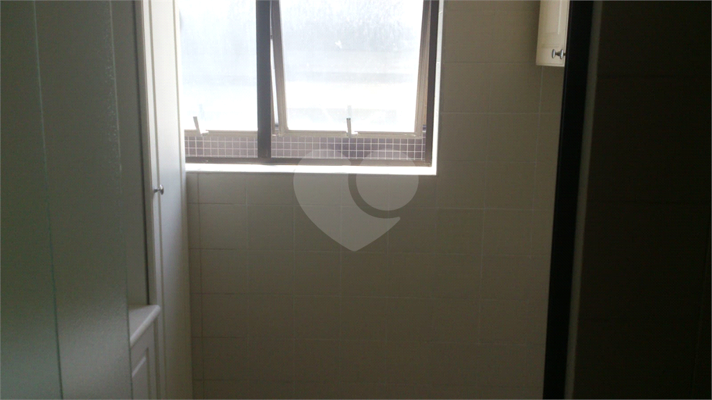 Apartamento à venda com 1 quarto, 49m² - Foto 16