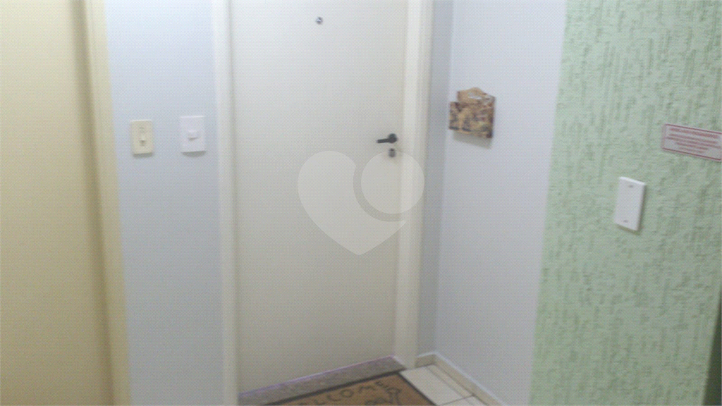 Apartamento à venda com 1 quarto, 49m² - Foto 27