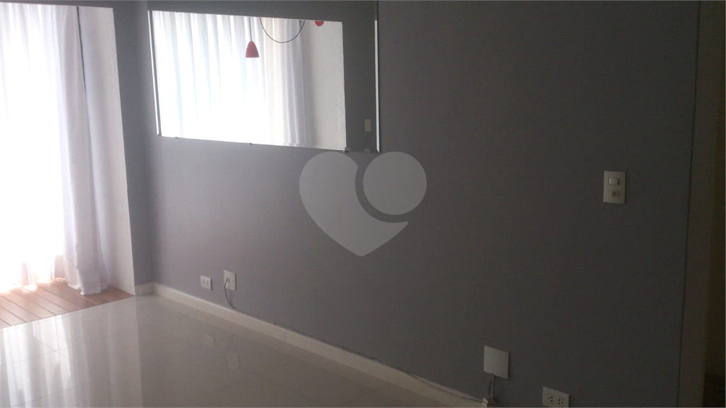 Apartamento à venda com 1 quarto, 49m² - Foto 28