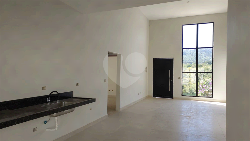 Casa à venda com 3 quartos, 136m² - Foto 4