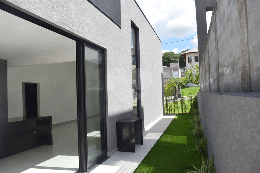 Casa à venda com 3 quartos, 186m² - Foto 6