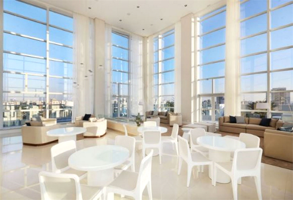 APARTAMENTO em BROOKLIN
