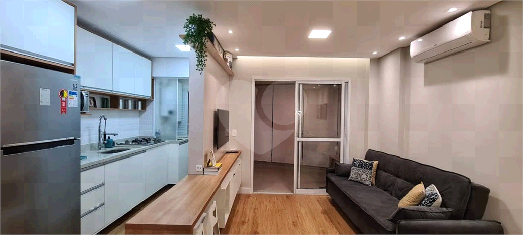 APARTAMENTO À VENDA NO CENTRO 