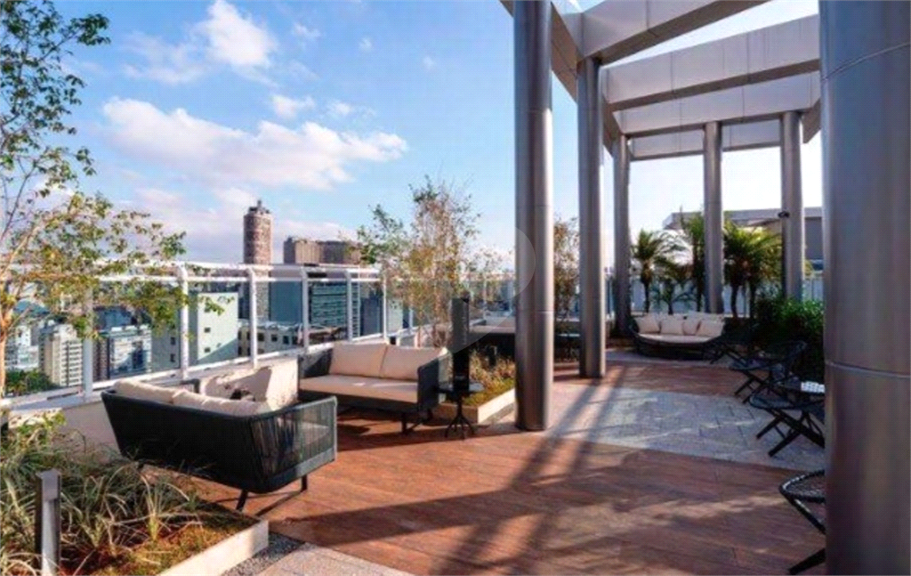 APARTAMENTO À VENDA NO CENTRO 