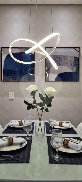 APARTAMENTO À VENDA NO CENTRO 