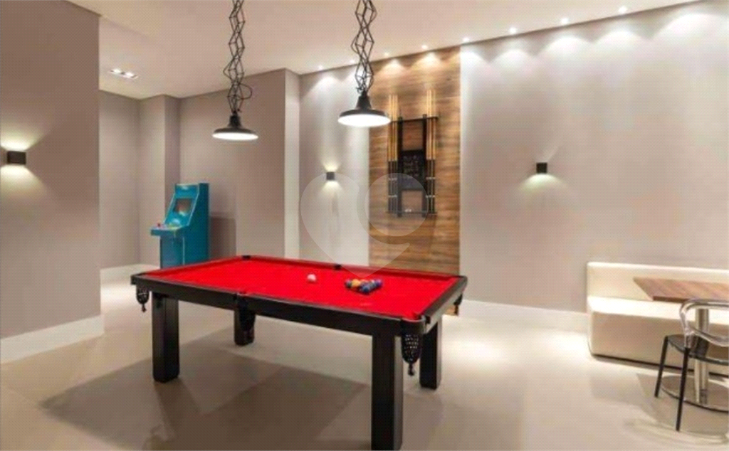 APARTAMENTO À VENDA NO CENTRO 