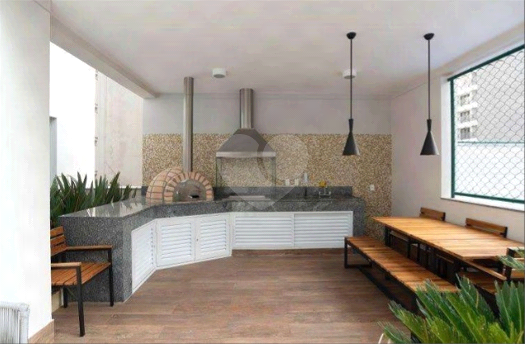 APARTAMENTO À VENDA NO CENTRO 
