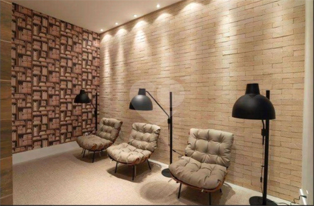 APARTAMENTO À VENDA NO CENTRO 