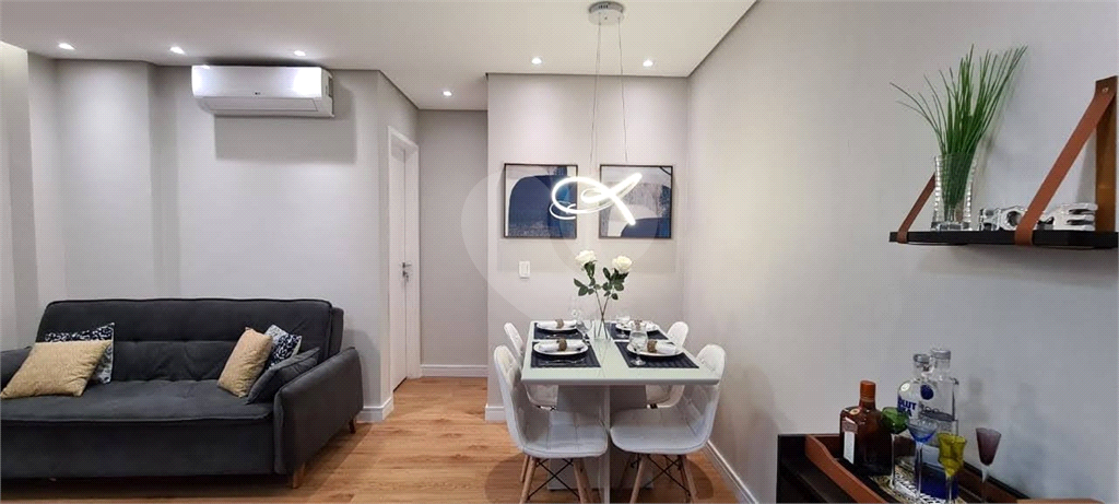 APARTAMENTO À VENDA NO CENTRO 