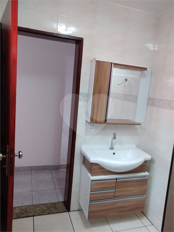 Casa à venda com 3 quartos, 330m² - Foto 32